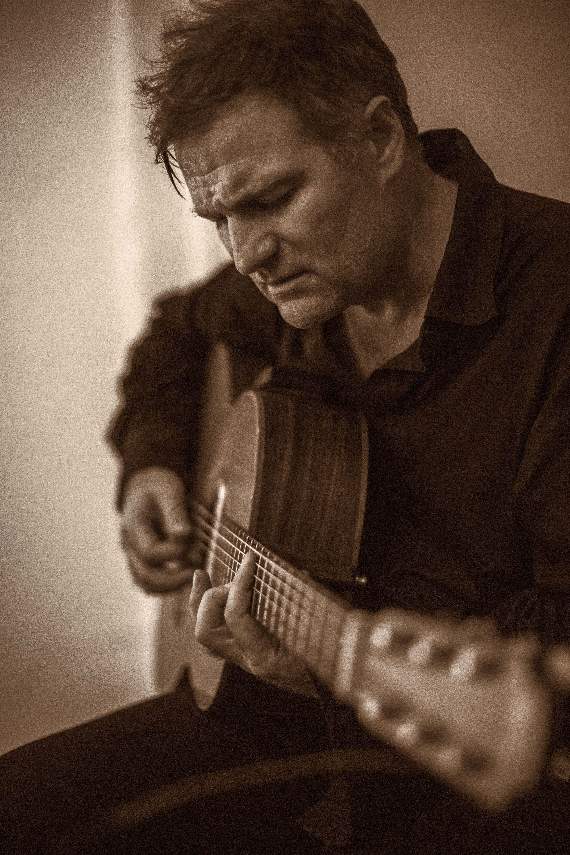 Singer-songwriter to visit Cornwall on tour