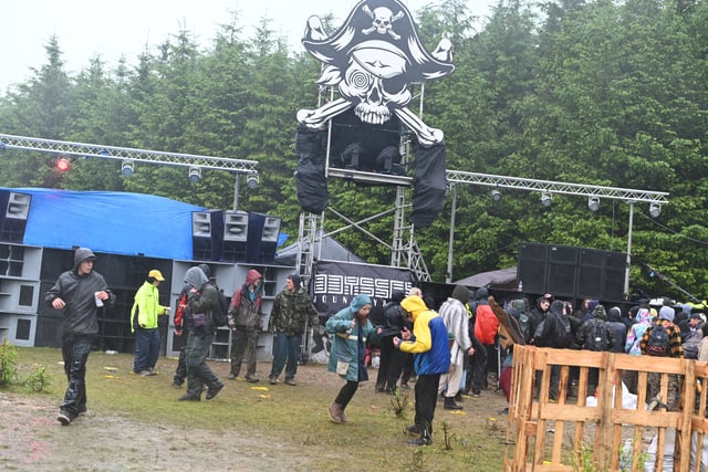 Police issue warning in bid to prevent illegal bank holiday raves 