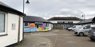 Support for canopy over local market