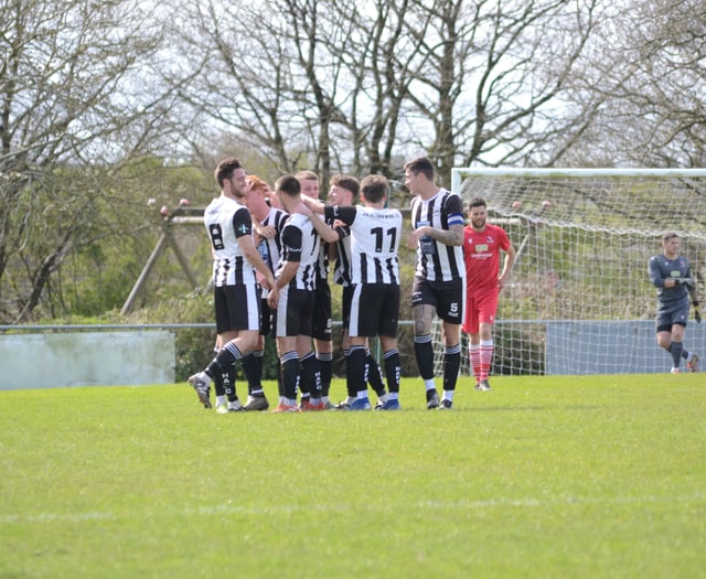 This weekend's football results