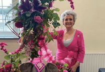 Bude flower club discovers the power of pink