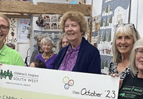 Launceston’s quilters raise £1,500 for hospice