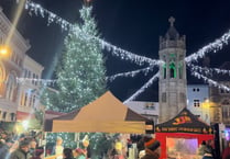 Hundreds turn out to watch Launceston light up at switch-on event