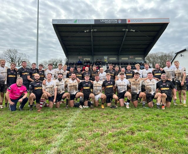 Big crowd watches Boxing Day match at Launceston