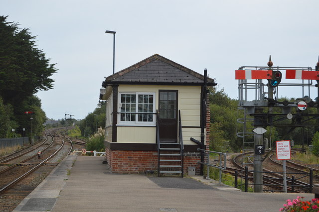 Historic signal boxes reach final days 