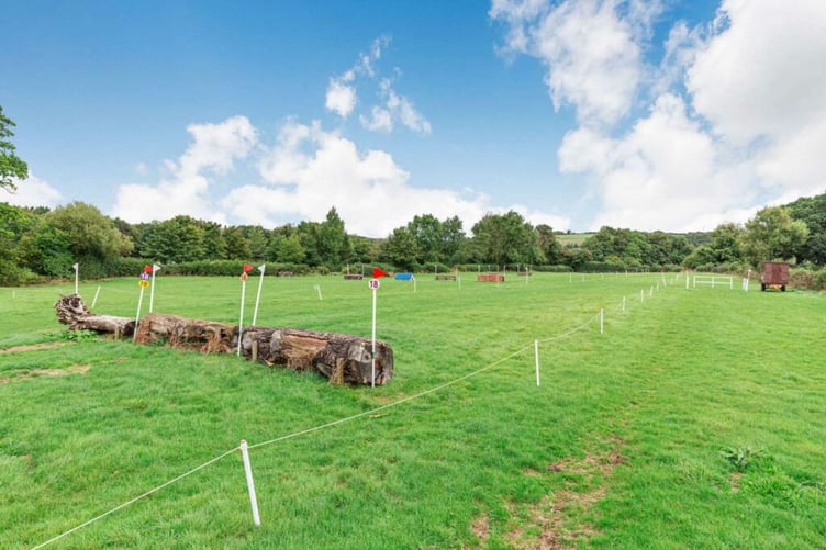 st leonards equestrian