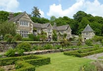 Lewtrenchard Manor owners announce closure of venue