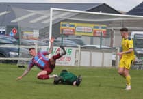 Clarets beaten by in-form Wendron