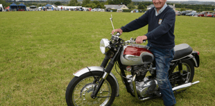 Residents rally to showground for vintage family fun