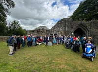 Commemorative gathering marks anniversary of Quakers' founder