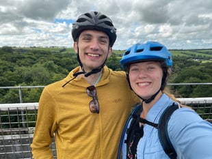 Student embarks on 125 miles cycling journey to graduation ceremony