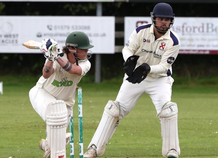 Liam Lindsay v St Austell.