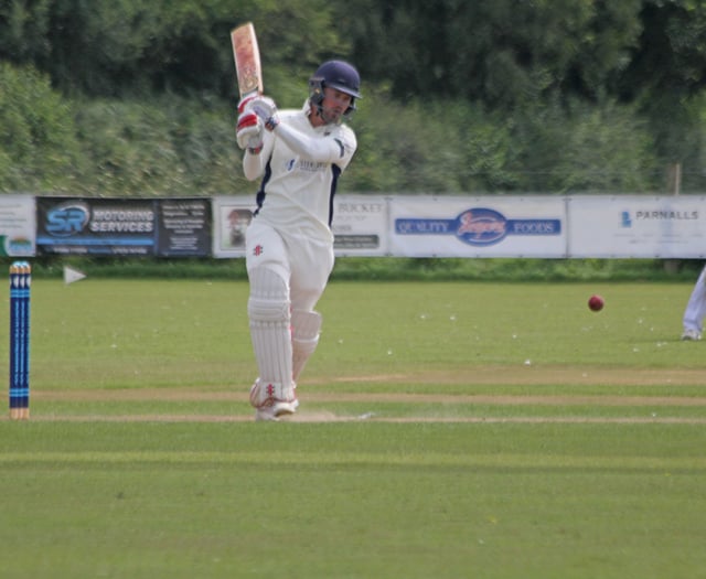 Hawke and Kent guide St Minver Seconds to away success