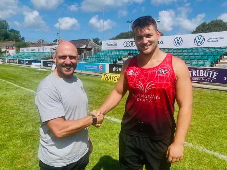 New signing Milo Hallam with Cornish Pirates joint head coach, Alan Paver. Picture: Cornish Pirates