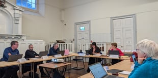Councillors air concerns over proposed phone mast near primary school 