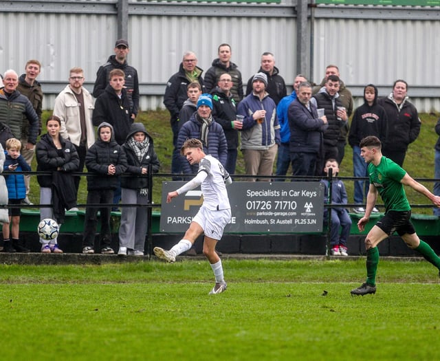 St Austell breeze through to last four of Cornwall Senior Cup