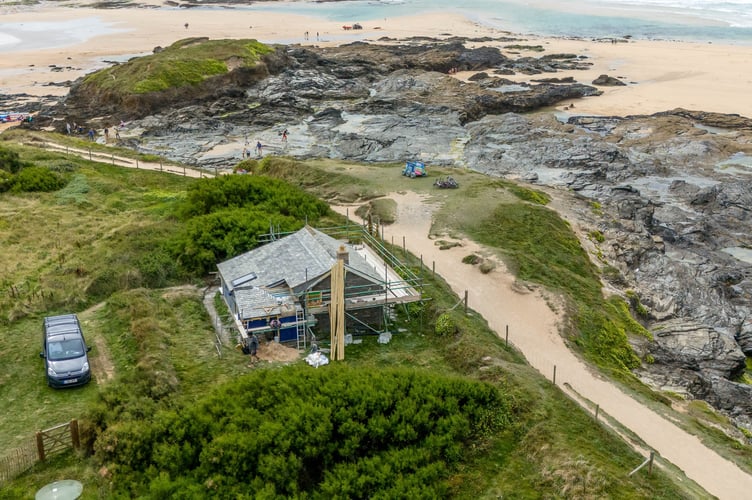 An aerial shot of Tom Parsons Hut which has been fully restored into luxury holiday accommodation