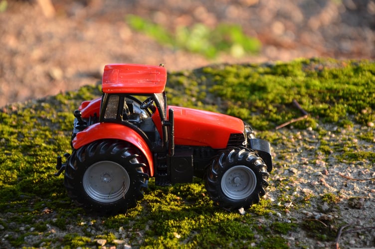 The NFU is collecting donations of old farm toys, as a symbolic gesture that children of Britain’s farming families are being denied a future in the industry. (Picture: Pixabay marituononen)