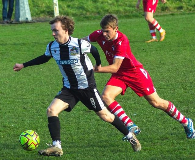 Seasiders sunk late on at Penzance