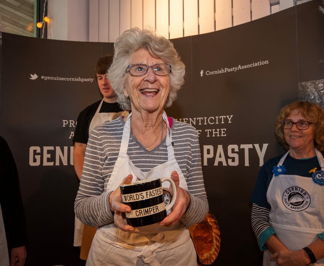 Sue crowned World's Fastest Crimper