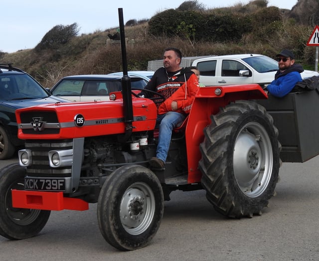 Tractors support Camelford show