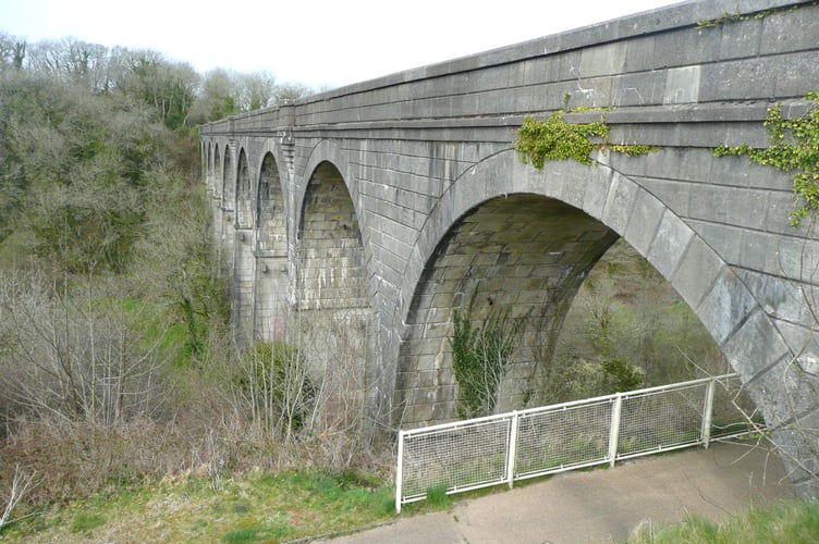The concrete-built Derriton Viaduct, built as part of the extension to Bude. (Picture: Humphrey Bolton/Creative Commons)