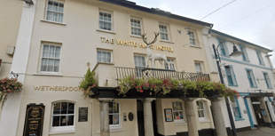 Man brandishing axe threatened to kill pub-goers in Okehampton