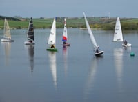 Lack of wind makes life tough for sailors