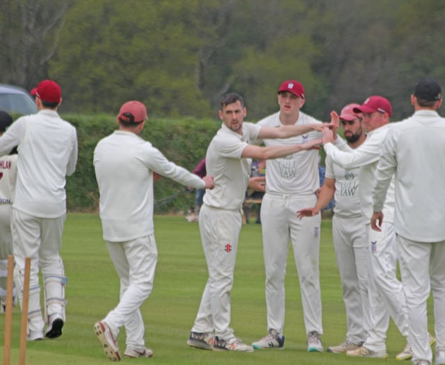 Lawson targets mid-table in ECB Cornwall Premier League