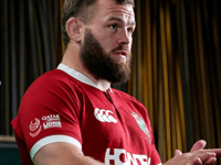 Cowan-Dickie gets starting spot for clash against the Waratahs