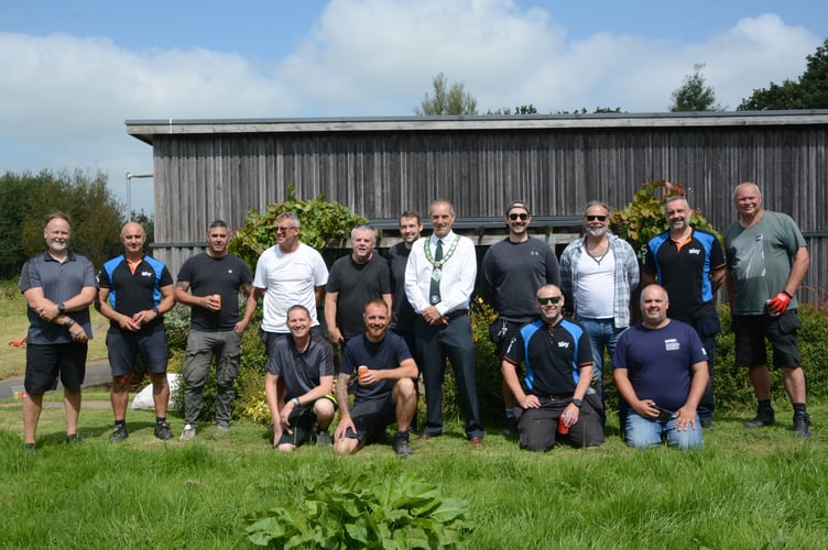 Cllr Jon Hutchings, the mayor of Holsworthy pictured with the volunteers assisting at North Devon Hospice. (Picture: Rodney Parrish)