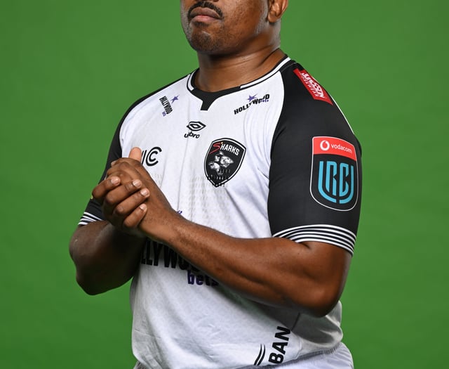 Chiefs bolster options upfront with Mona signing