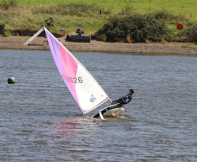 Brutal gusts make life difficult at Upper Tamar Lake