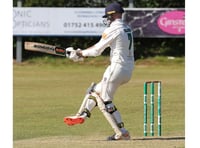 Callington fail to take chances as Swans keep title hopes alive