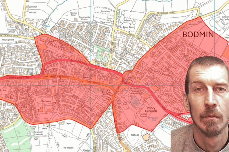 Darren Tomkiss (inset) and a map showing the areas in Bodmin he has been banned from (Picture: Devon and Cornwall Police)