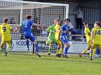 Reeves' late header sends Seasiders through in League Cup