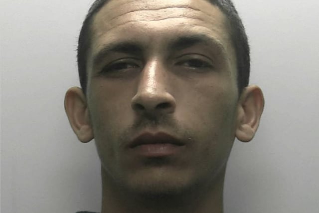 Police seeking help to trace wanted man