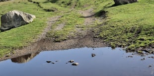 Police warn drivers off Bodmin Moor parking