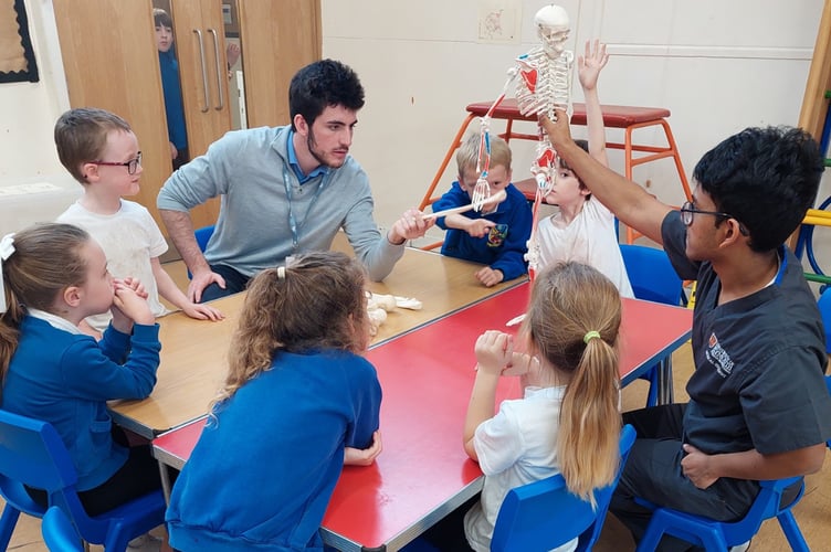 Lifton Community Academy Medical Student Visit