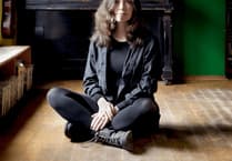 Cornish based singer-songwriter to perform in Bodmin