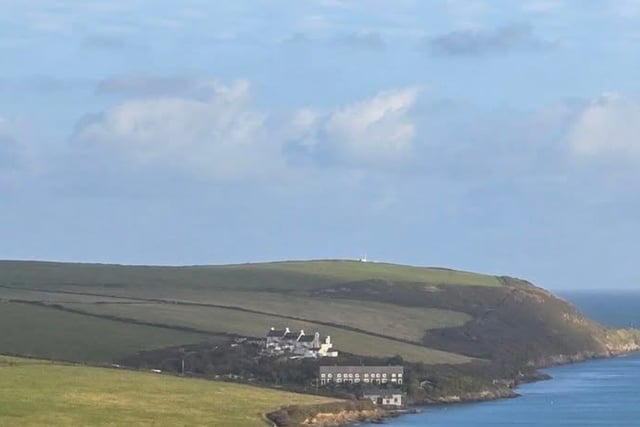 Coastguard rescues injured walker