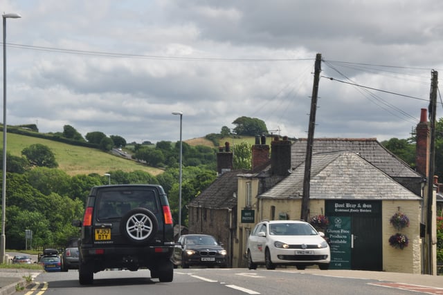 Traffic delays hit A38 near Tideford after crash