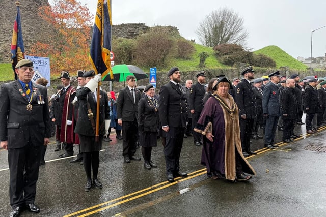 Wind is no match for community spirit