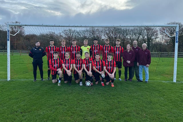 Lumley keeps his cool as Elvidge gives Badgers victory
