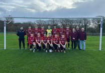 Lumley keeps his cool as Elvidge gives Badgers victory