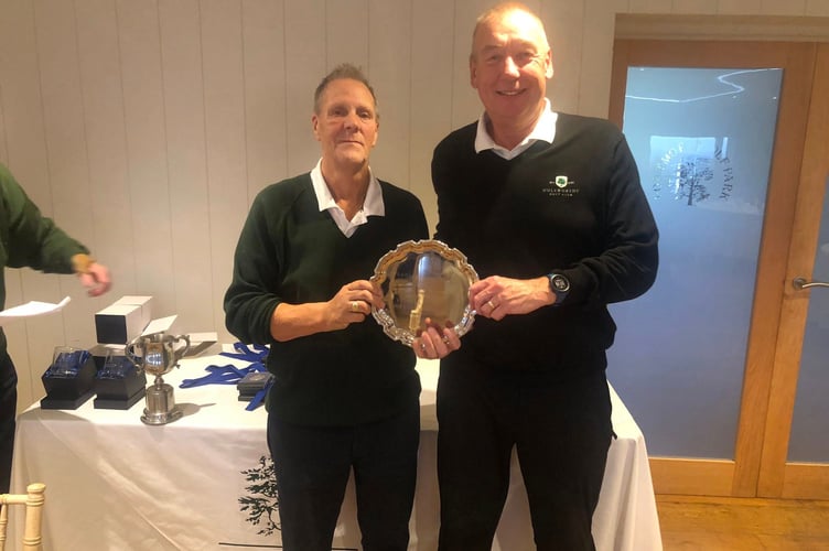 L Harding (vice) receiving the NDL Cup.