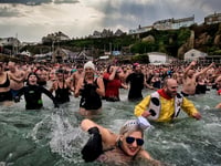 Braa-ave people invited to take a dip on New Year's Day for charity