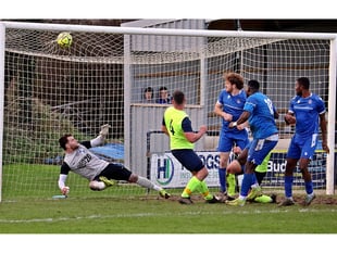 Hackett delighted with Seasiders as Balsdon bemoans Camels' finishing