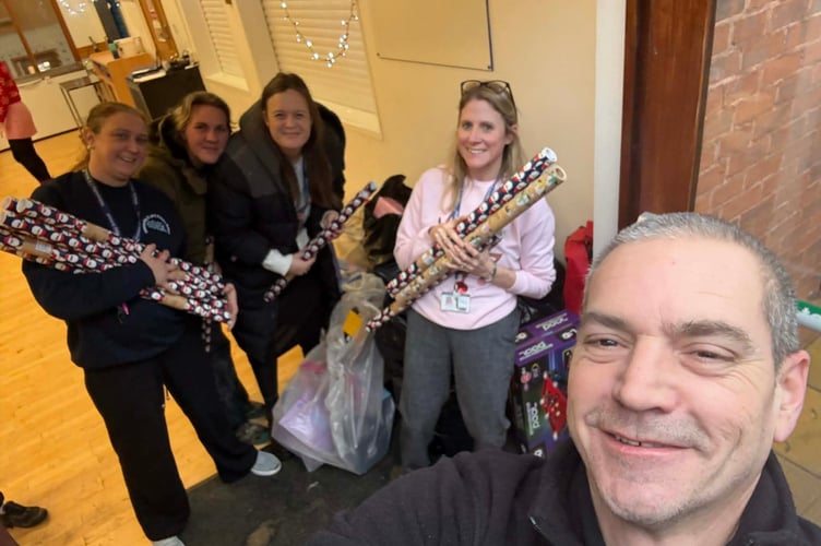Cllr Jon Hutchings, mayor of Holsworthy with some of the kind-hearted community volunteers helping to bring festive cheer (Picture: Cllr Jon Hutchings)