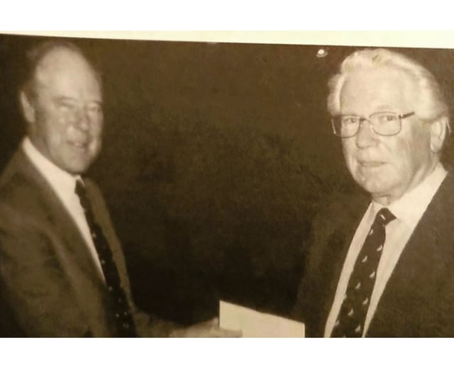 Tributes paid to Wadebridge and Cornwall all-rounder Davis